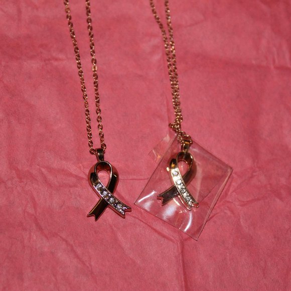 Ribbon Pendant Created With Swaroski Crystals - Picture 5 of 8